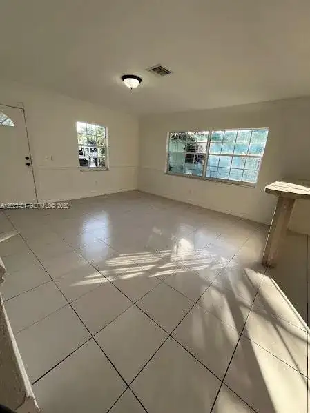 2411 NW 65th St, Miami FL 33147 photo 4