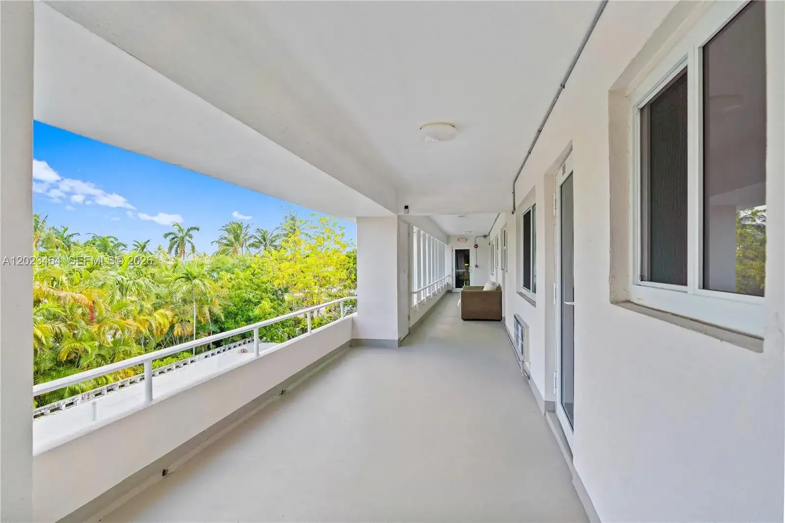 10190 Collins Ave, Bal Harbour FL 33154 photo 3