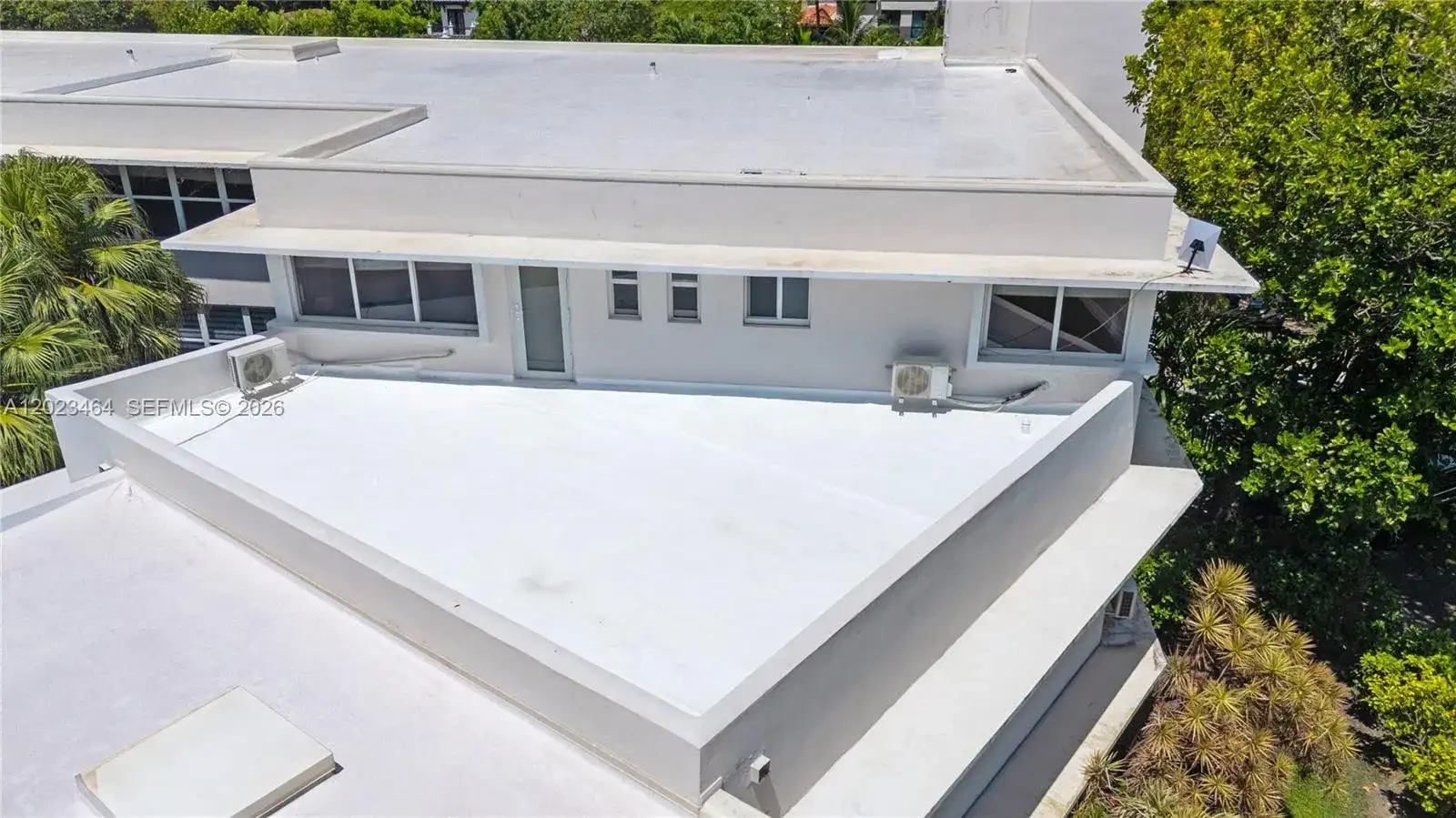 10190 Collins Ave, Bal Harbour FL 33154 photo 4