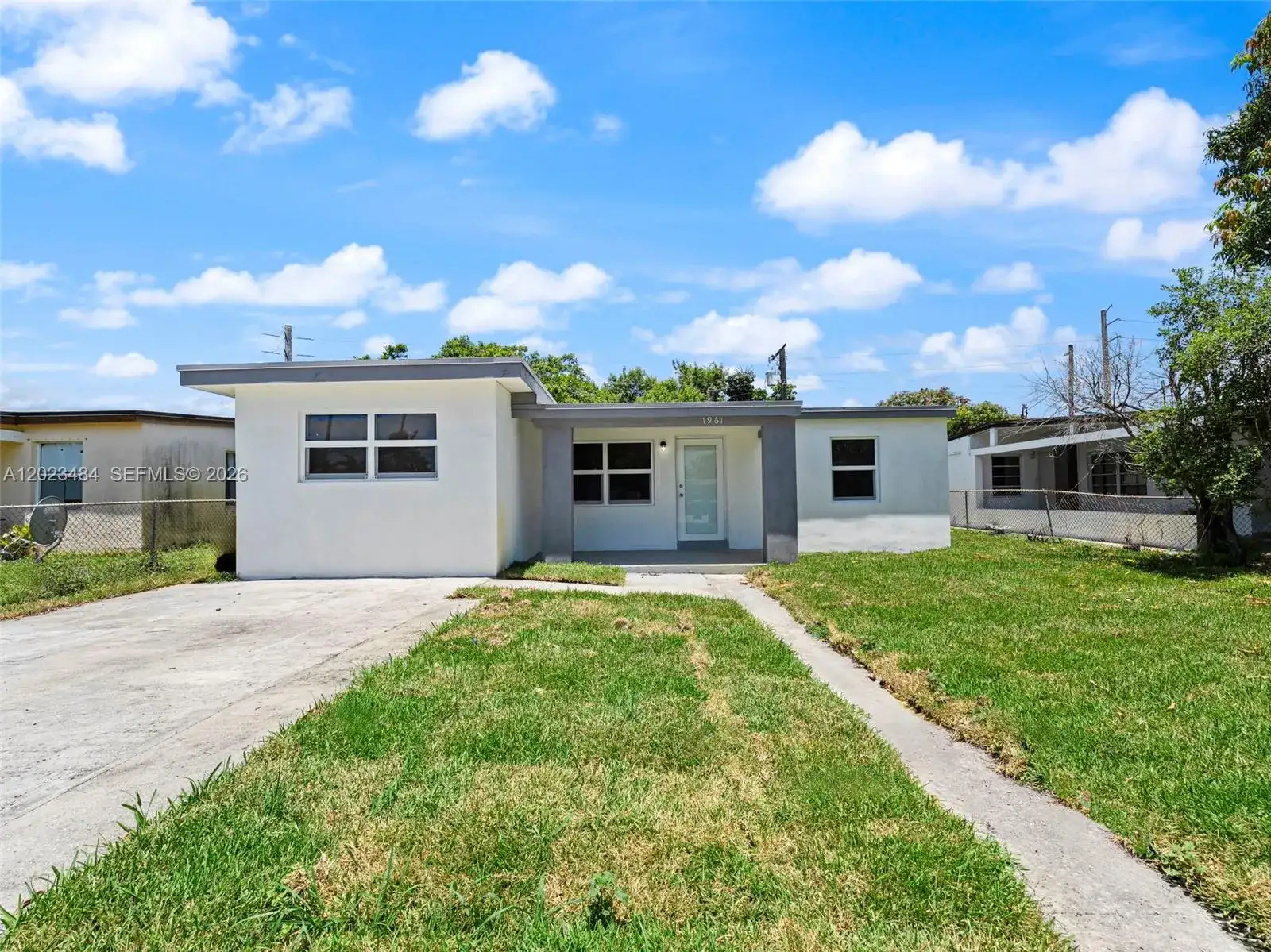 1961 Rutland St, Opa-Locka FL 33054 photo 2