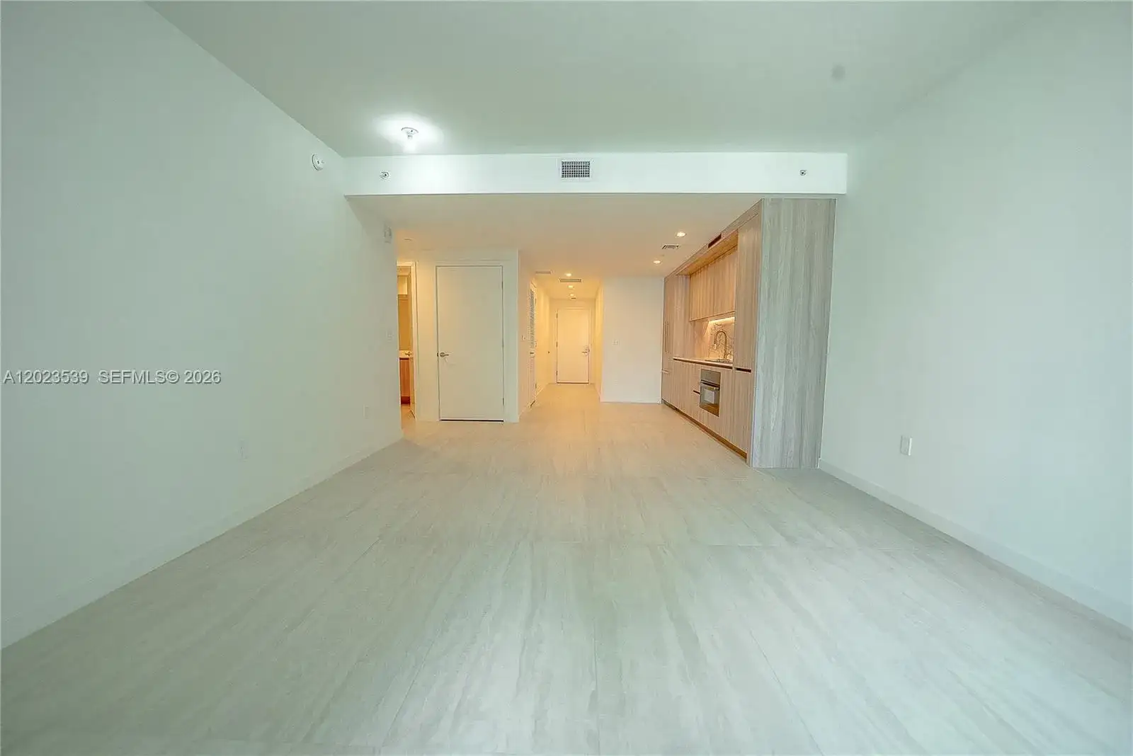 77 SE 5th St # 2203, Miami FL 33131 photo 5