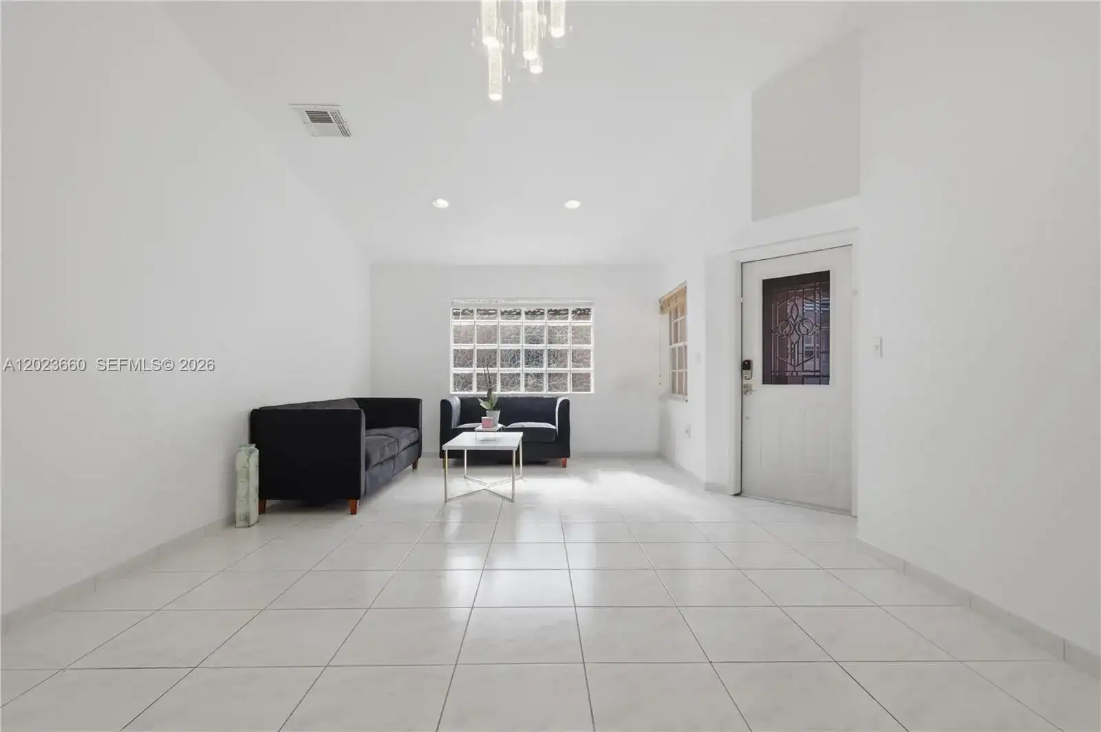 17655 SW 6th Street, Pembroke Pines FL 33029 photo 2