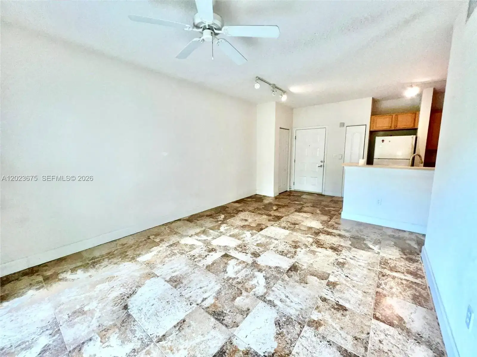 6001 SW 70th St # 454, South Miami FL 33143 photo 2