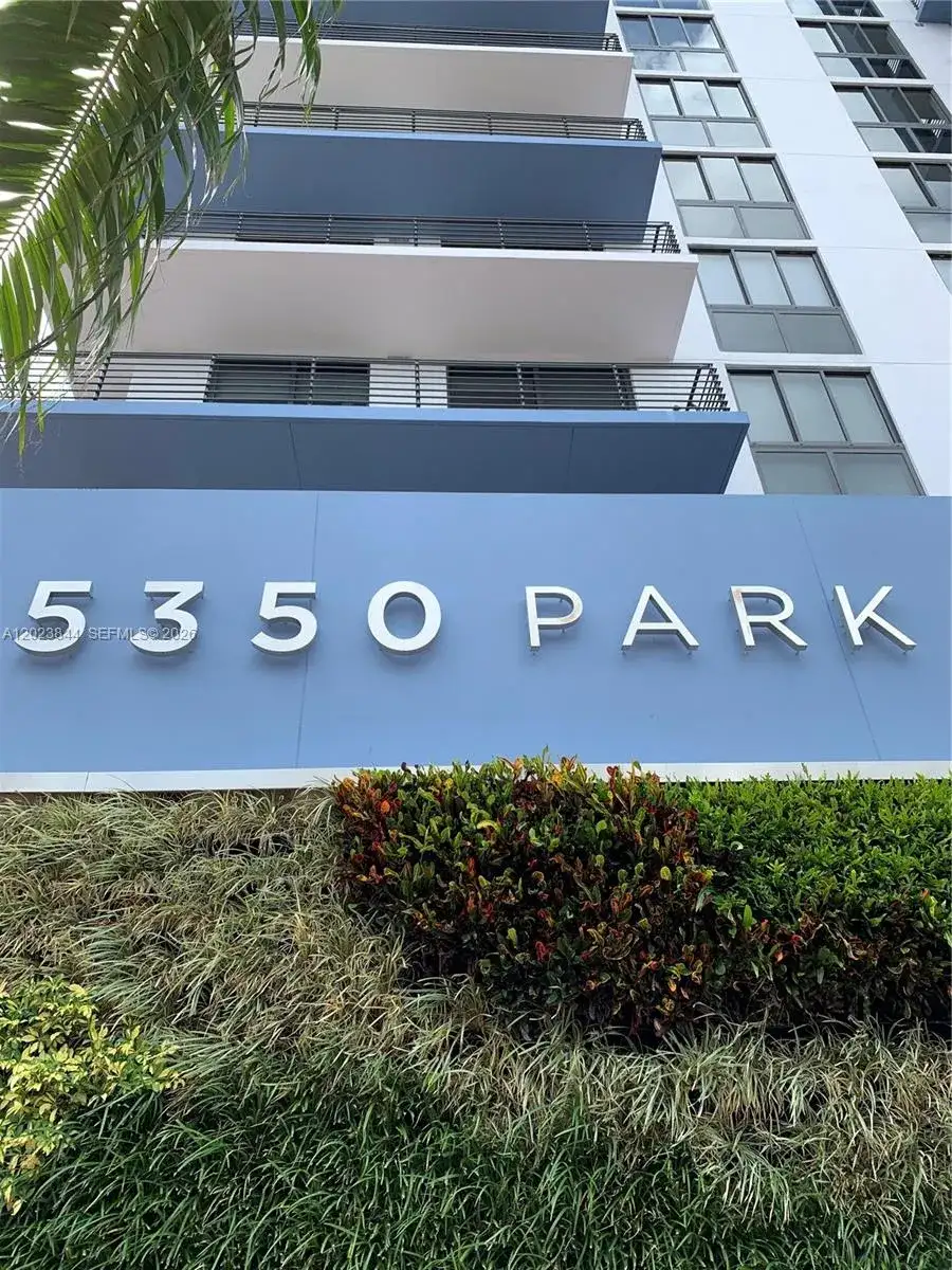5350 NW 84 Ave # 1601, Doral FL 33166 photo 2