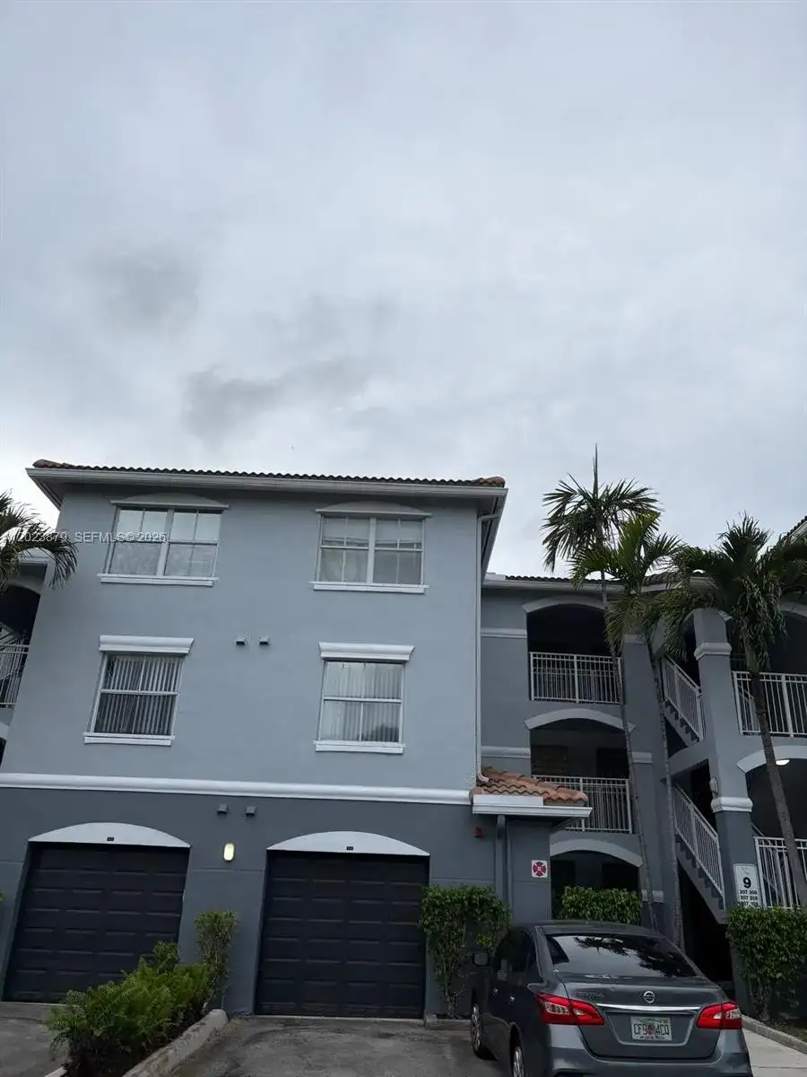 150 NW 96th Ave # 307, Pembroke Pines FL 33024 photo 2