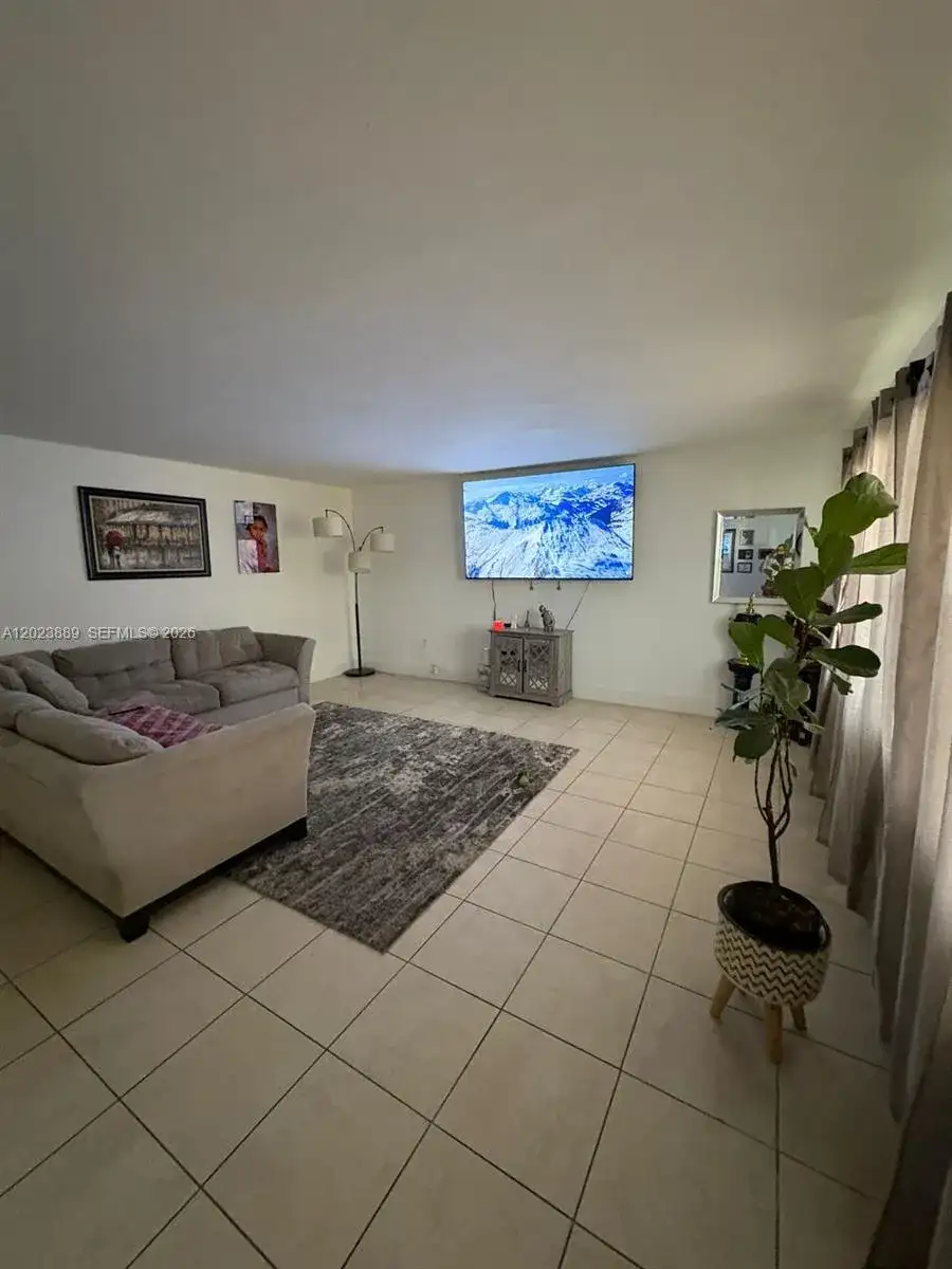 11840 NE 19th Dr # 14, North Miami FL 33181 photo 5