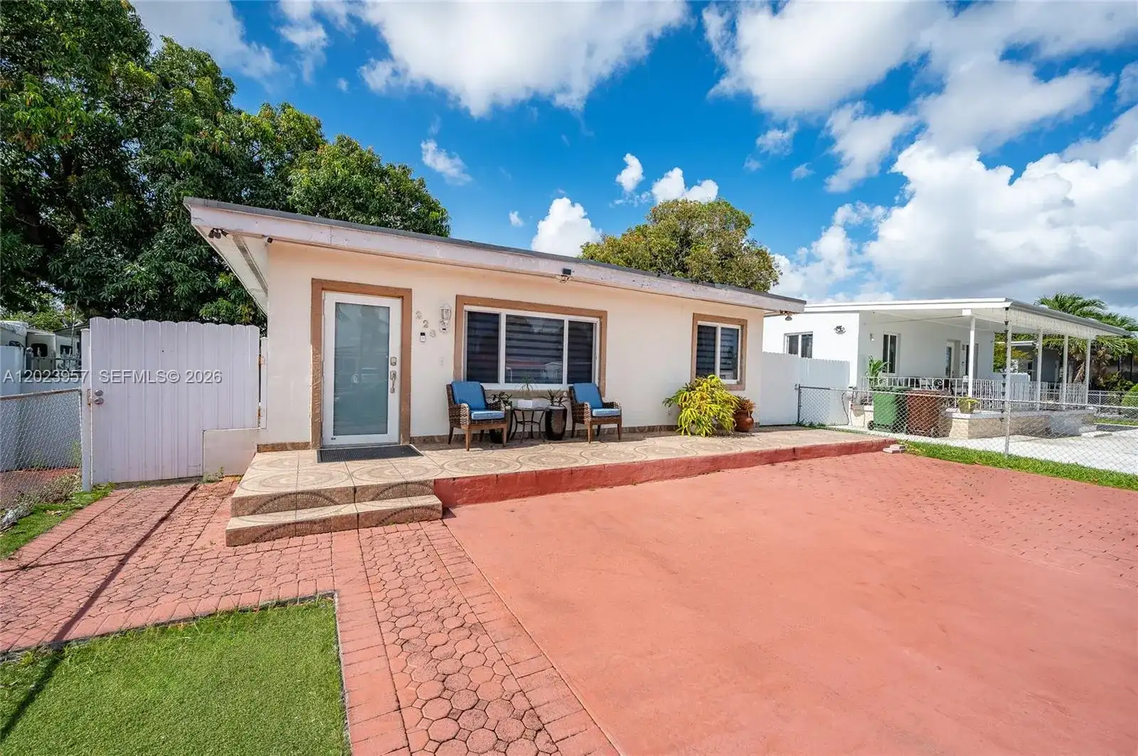 228 W 18th St, Hialeah FL 33010 photo 3