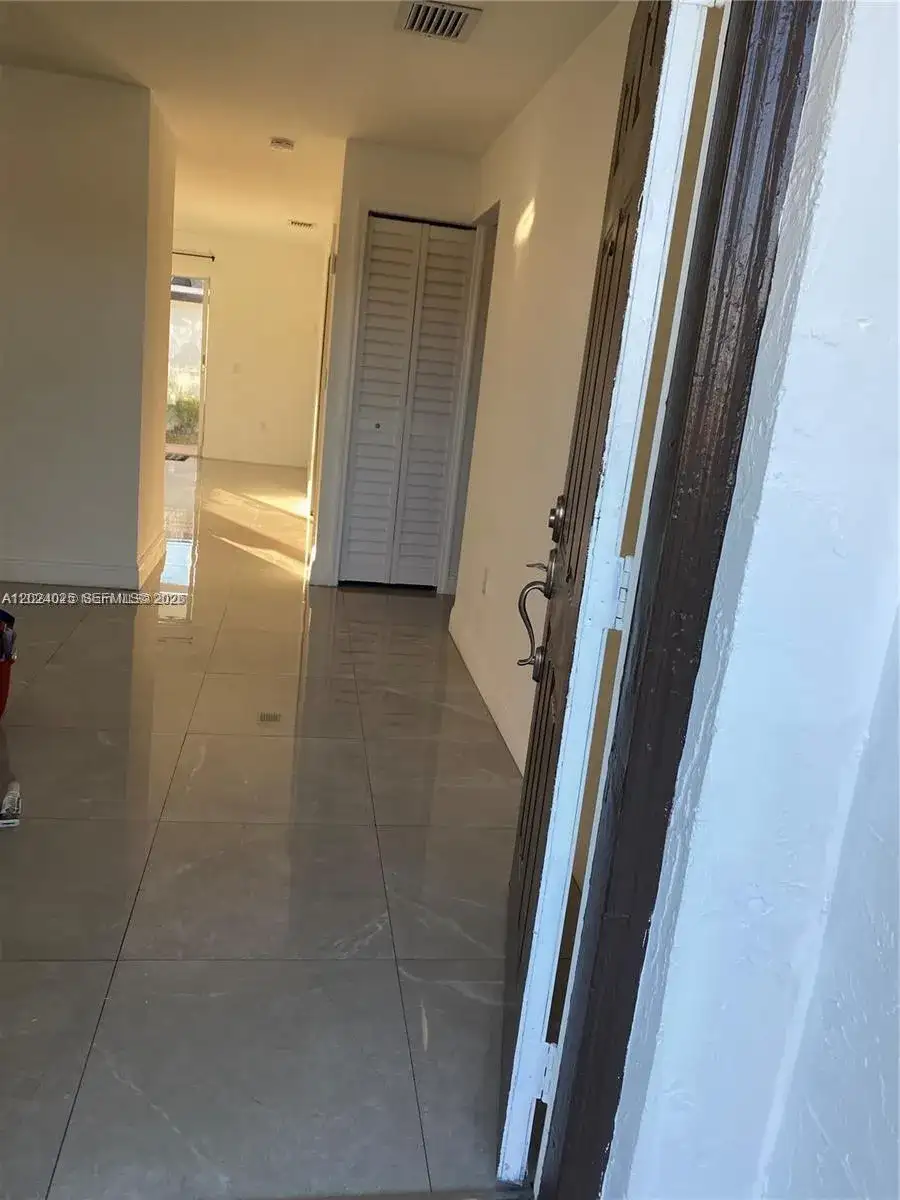 18802 SW 113th Ave # 10, Miami FL 33157 photo 3