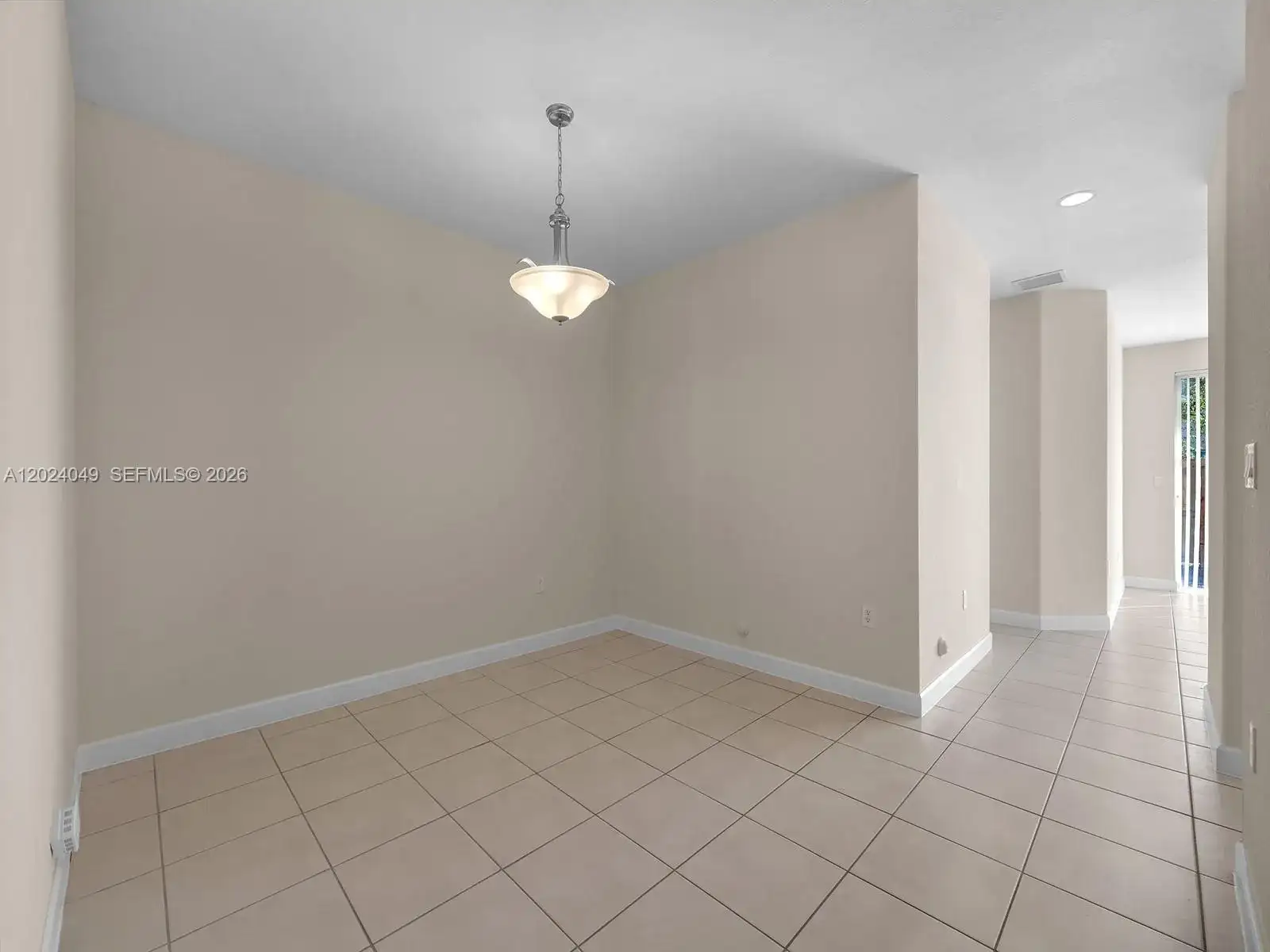 2511 SE 15th Ct, Homestead FL 33035 photo 4