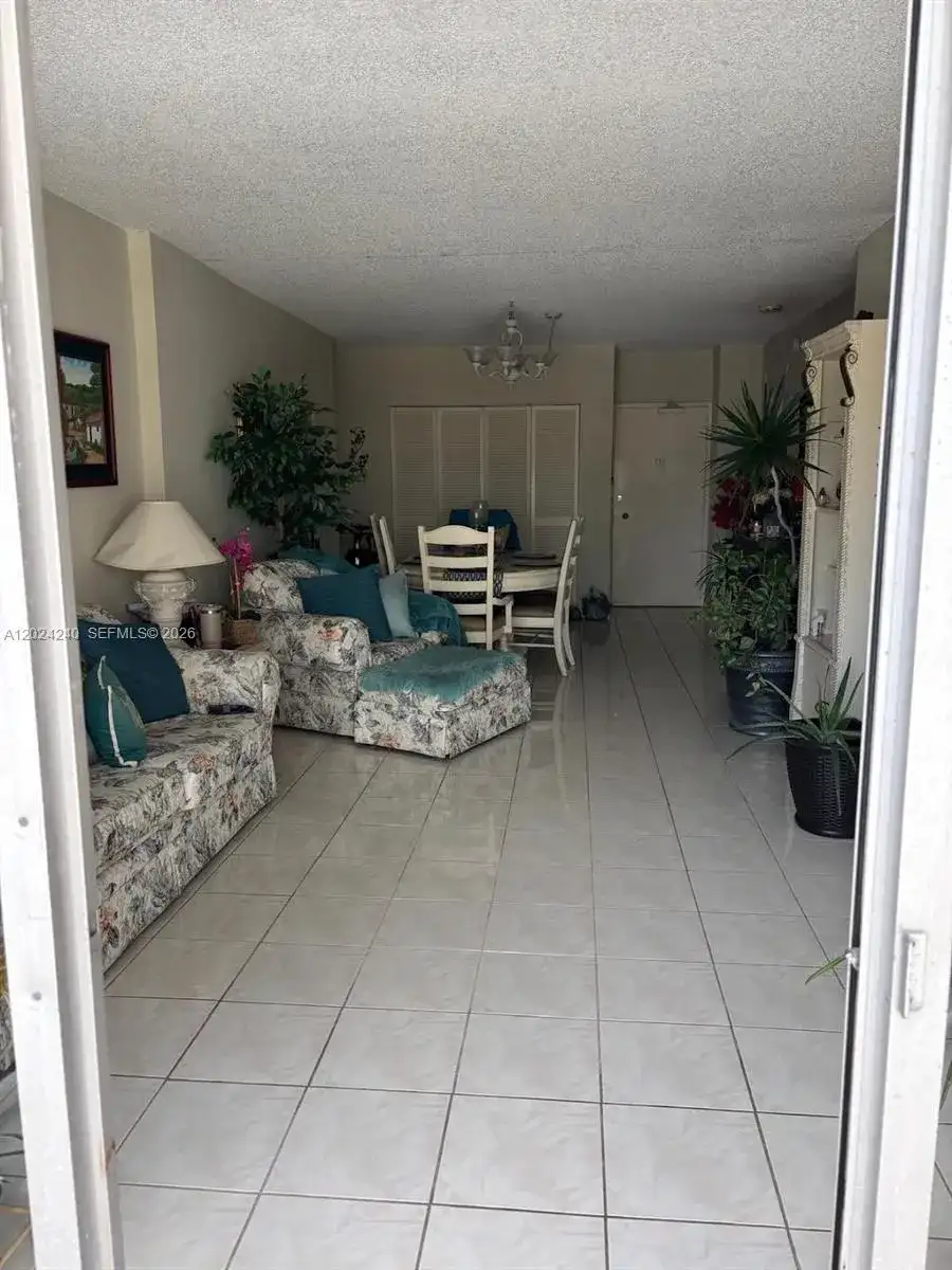 1985 S Ocean Dr # 3B, Hallandale Beach FL 33009 photo 2