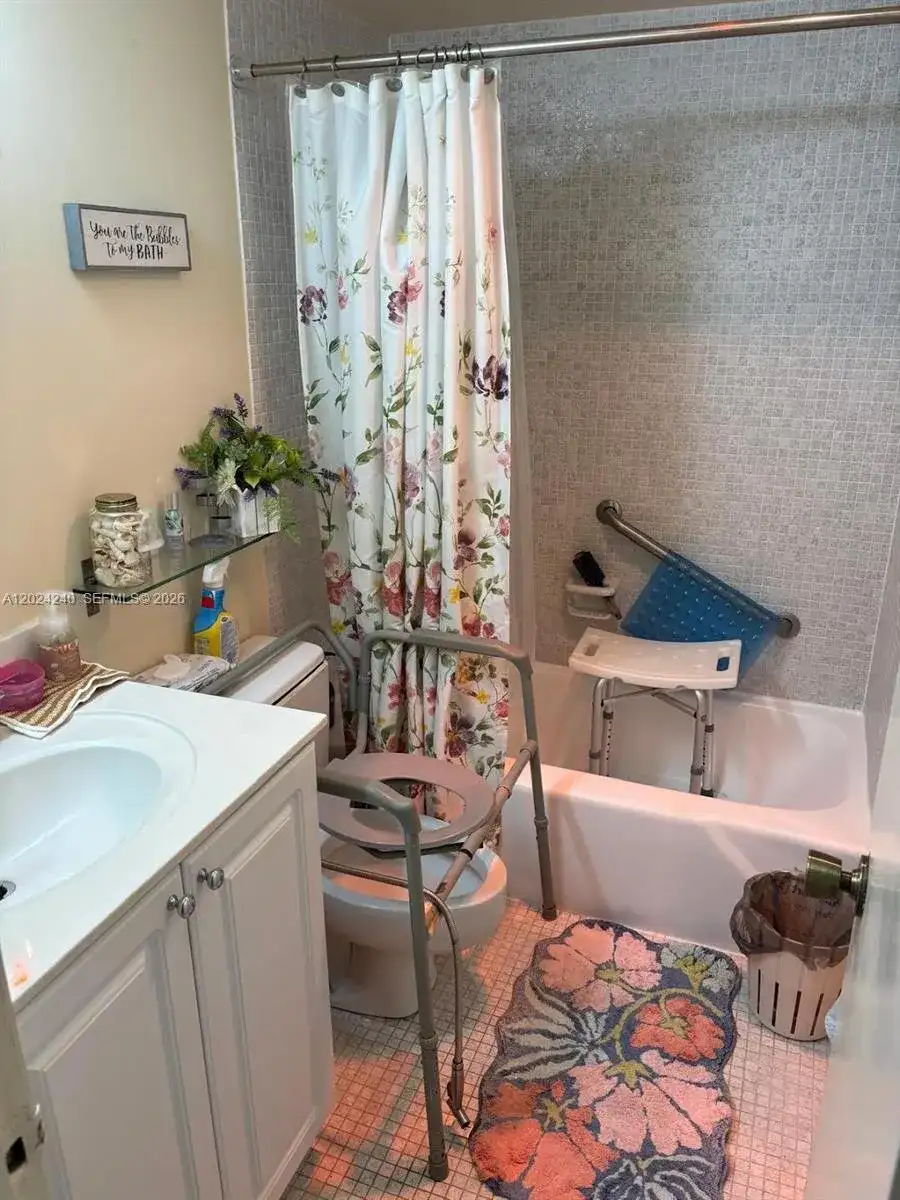 1985 S Ocean Dr # 3B, Hallandale Beach FL 33009 photo 4