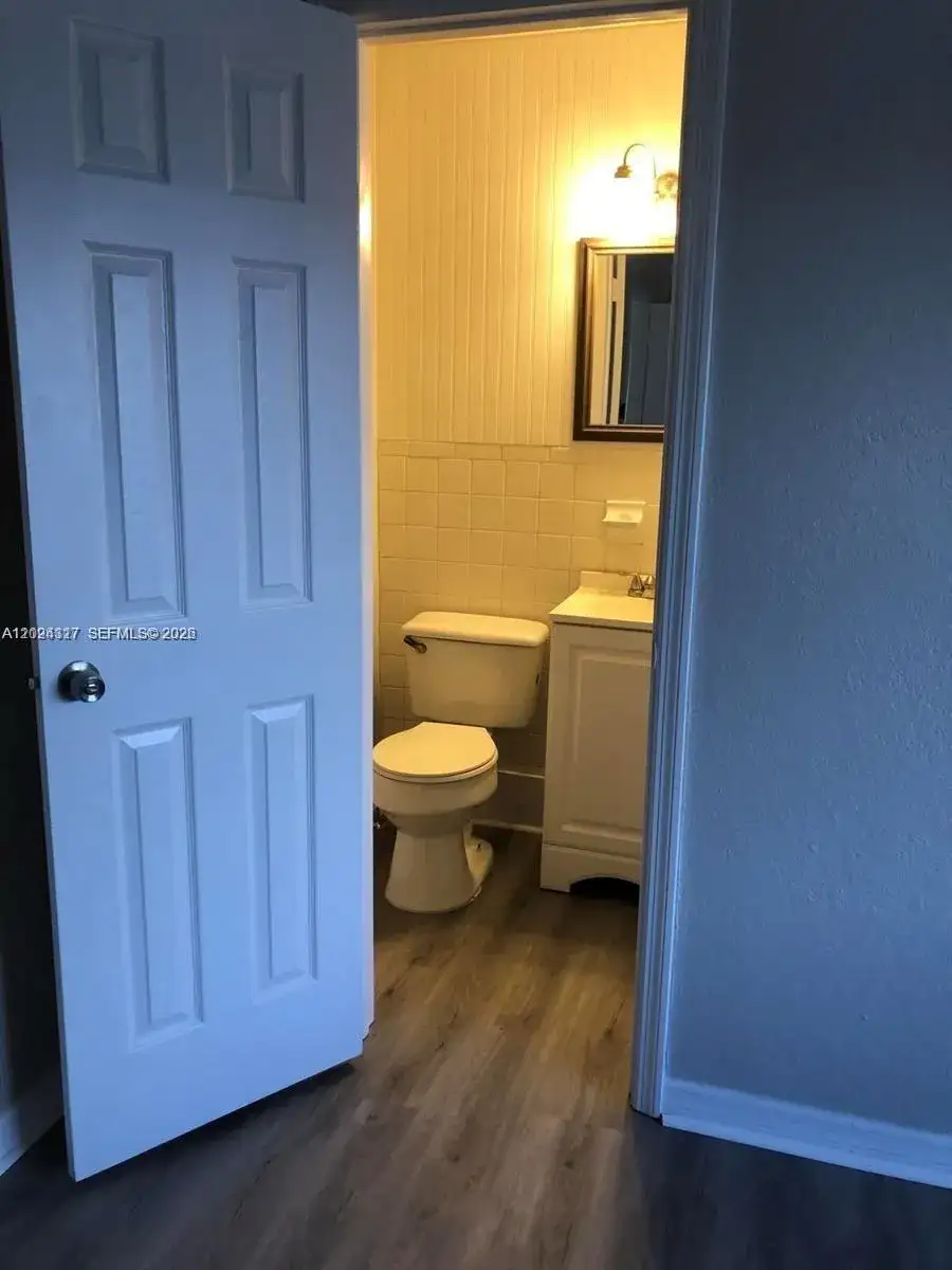 588 Holly Dr # B, Palm Beach Gardens FL 33410 photo 3