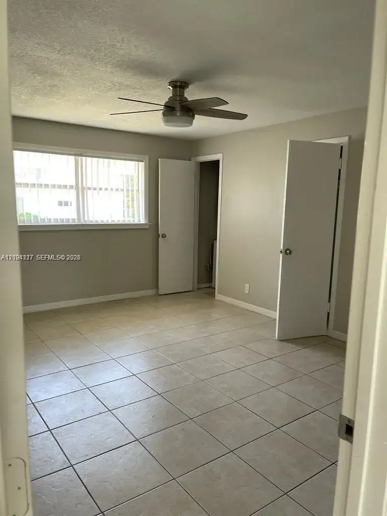 588 Holly Dr # B, Palm Beach Gardens FL 33410 photo 4