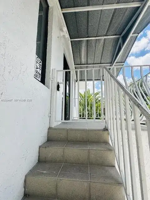 11870 SW 5th St # B, Miami FL 33184 photo 4