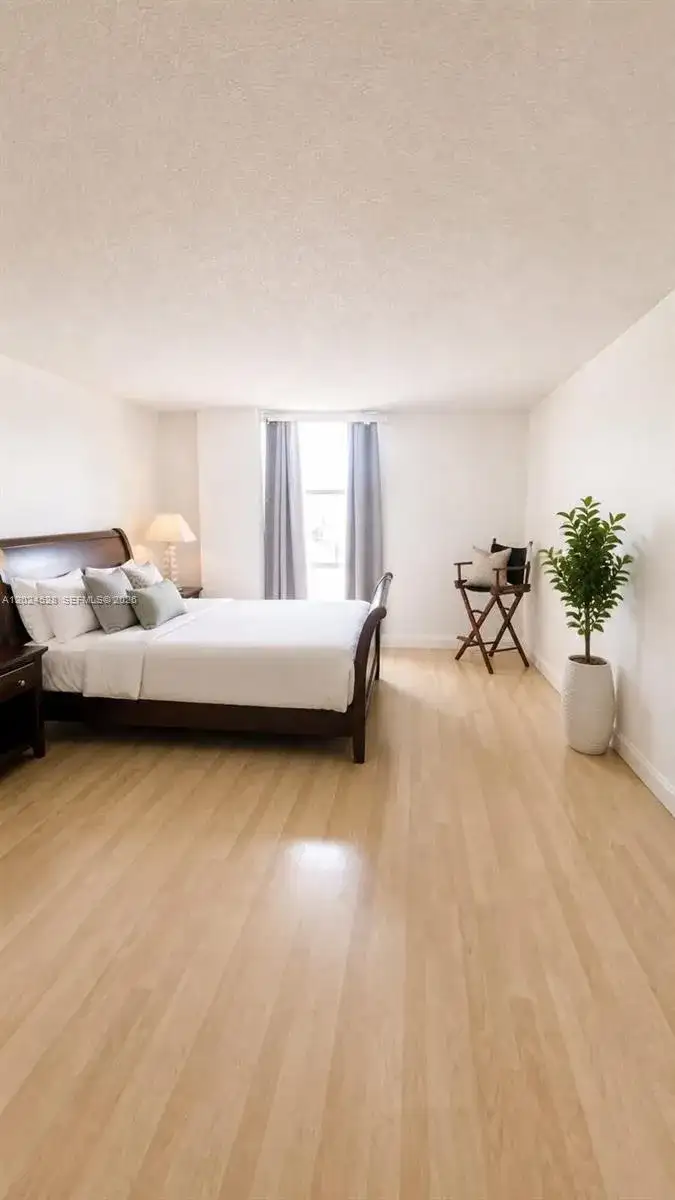 2350 NE 135th St # 206, North Miami FL 33181 photo 4