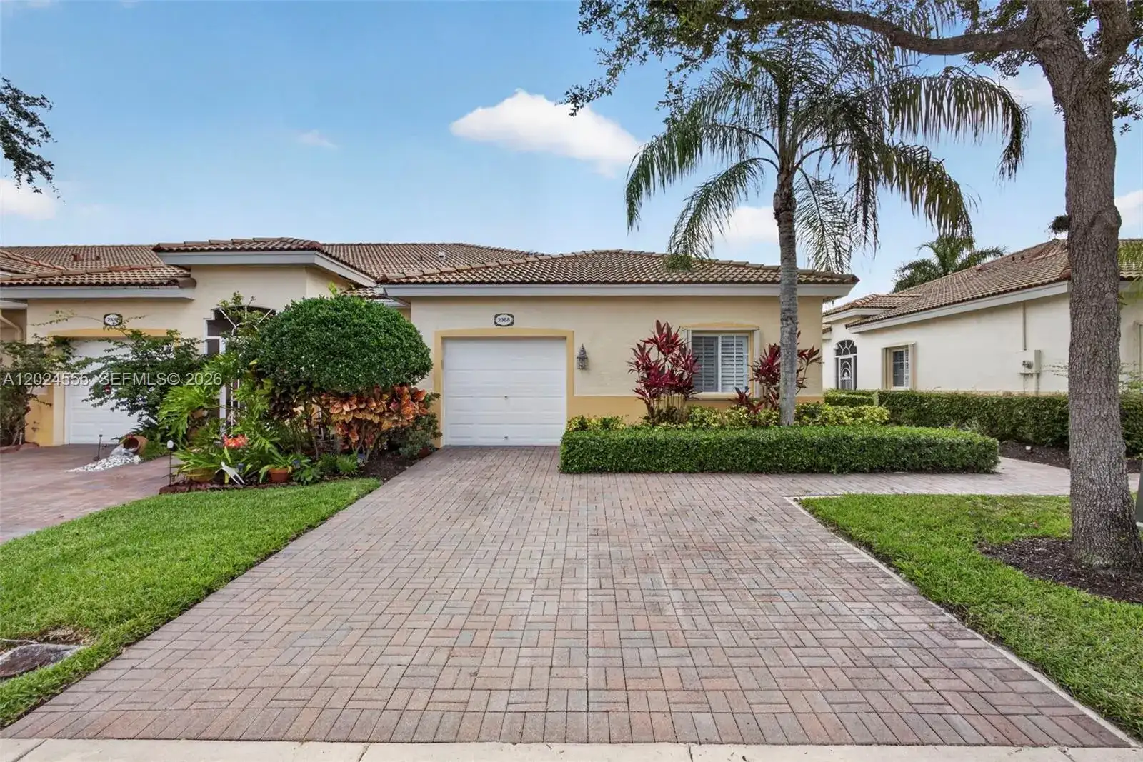2368 Windjammer Way, West Palm Beach FL 33411 photo 2