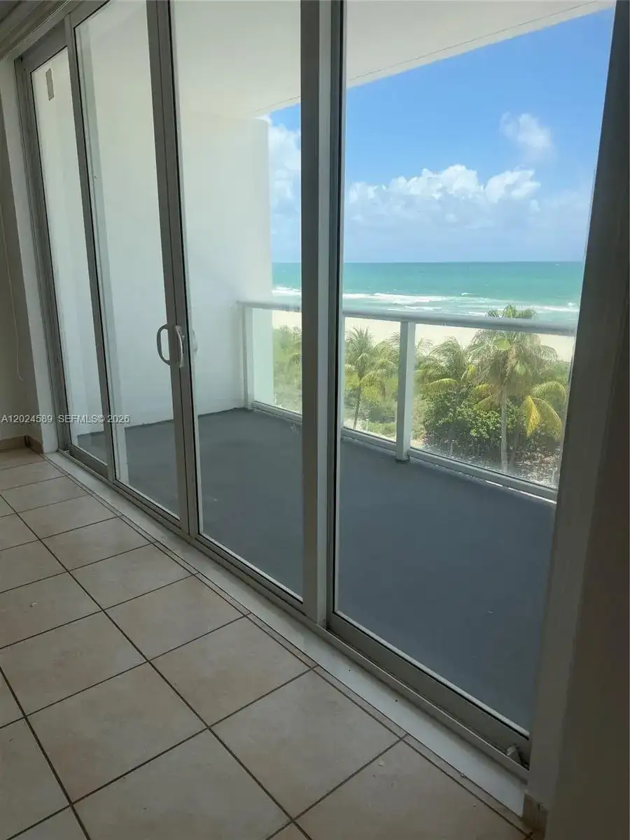 5601 COLLINS AV # 607, Miami Beach FL 33140 photo 5