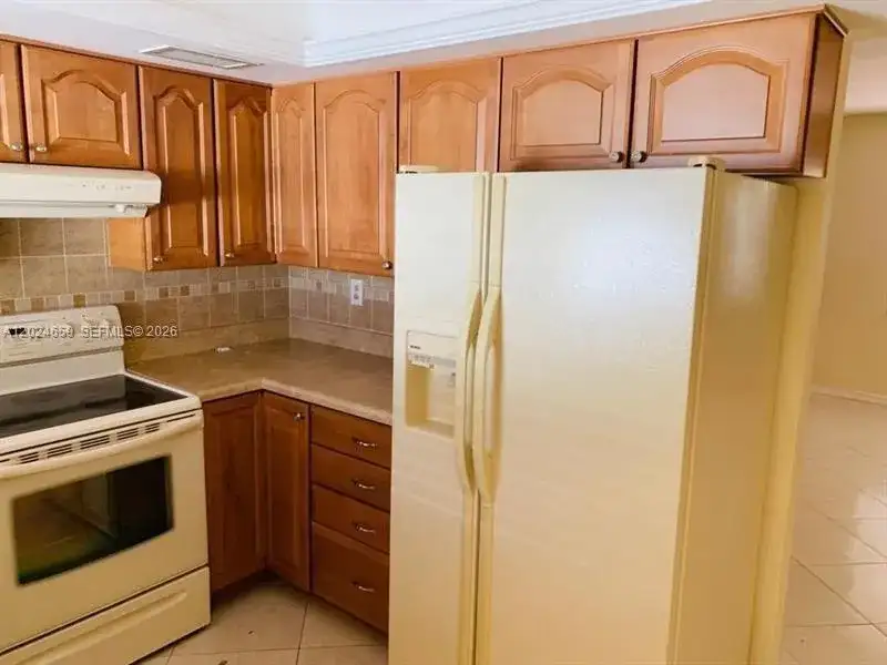 344 SW 1st St # 9, Pompano Beach FL 33060 photo 3