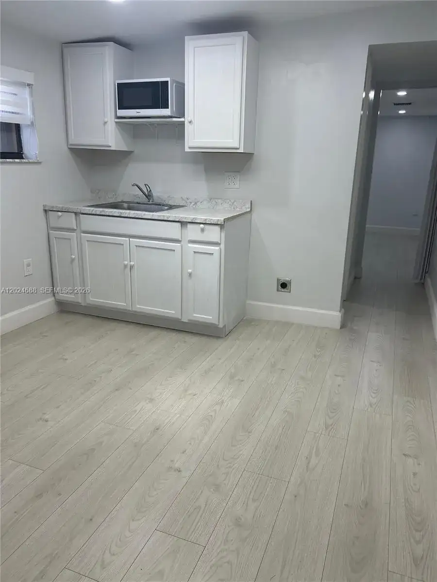 2335 NW 171st Ter # 1, Miami Gardens FL 33056 photo 4
