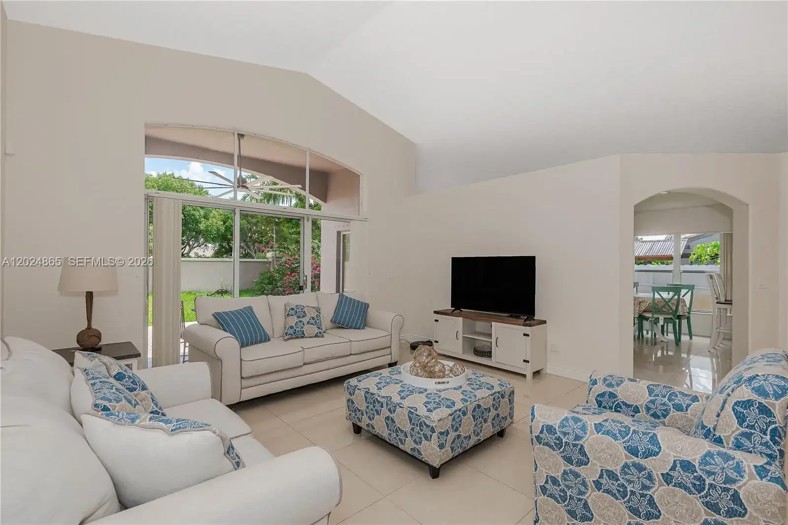 16269 SW 6th St, Pembroke Pines FL 33027 photo 5