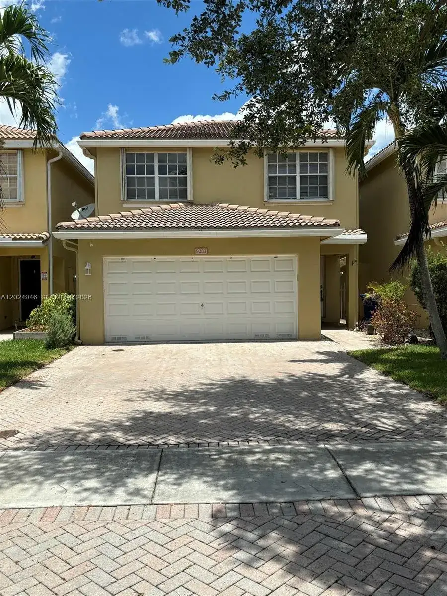 9283 NW 54th St, Sunrise FL 33351 photo 4