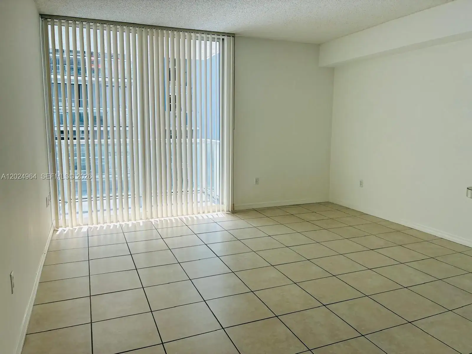 5085 NW 7th St # 909, Miami FL 33126 photo 5