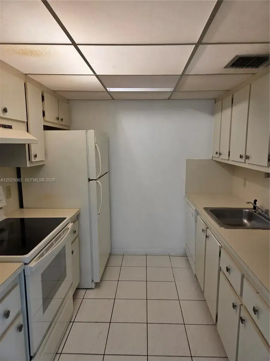 101 SW 132nd Way # 404J, Pembroke Pines FL 33027 photo 5