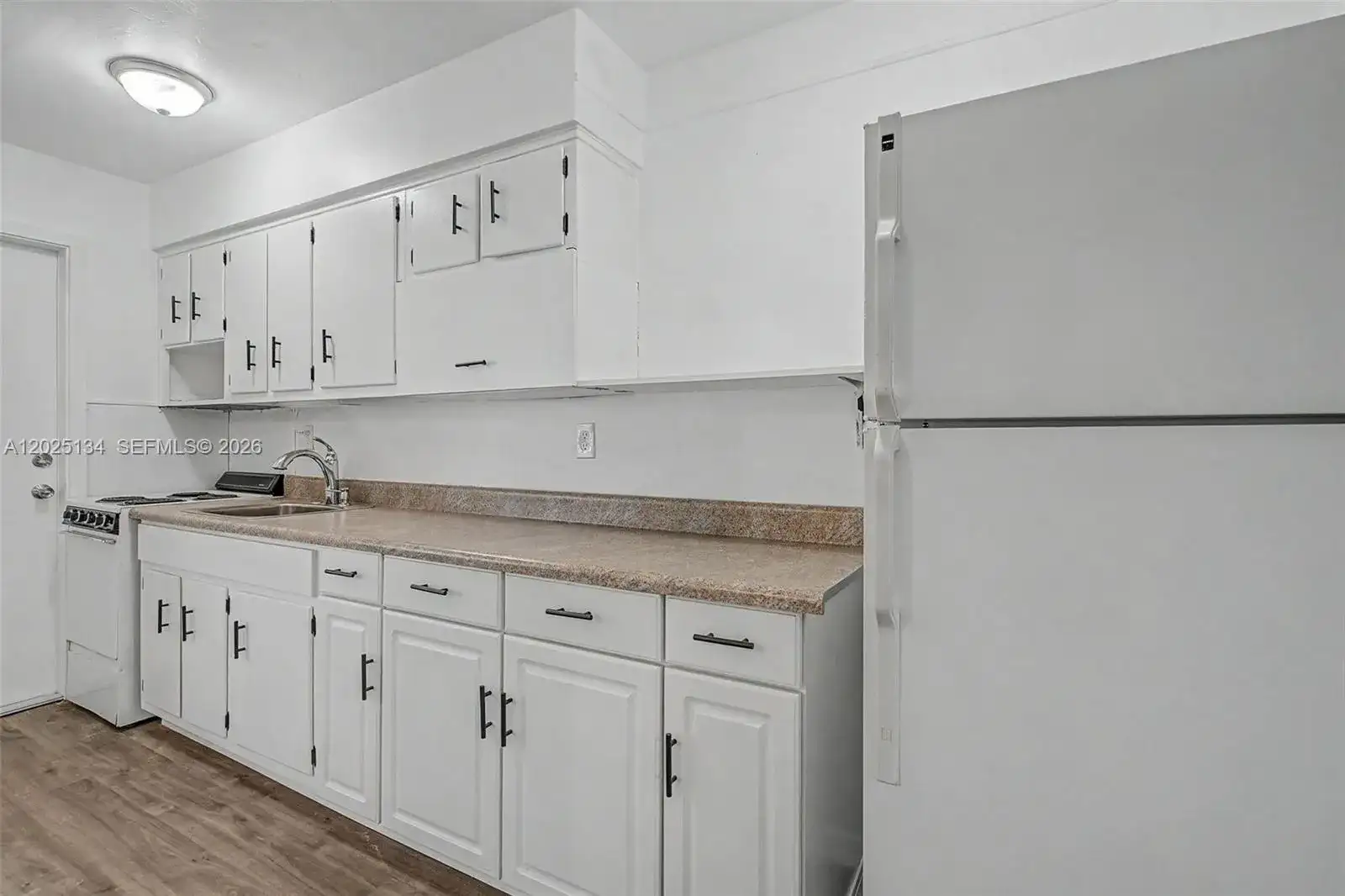 60 NW 79th St # 14, Miami FL 33150 photo 5