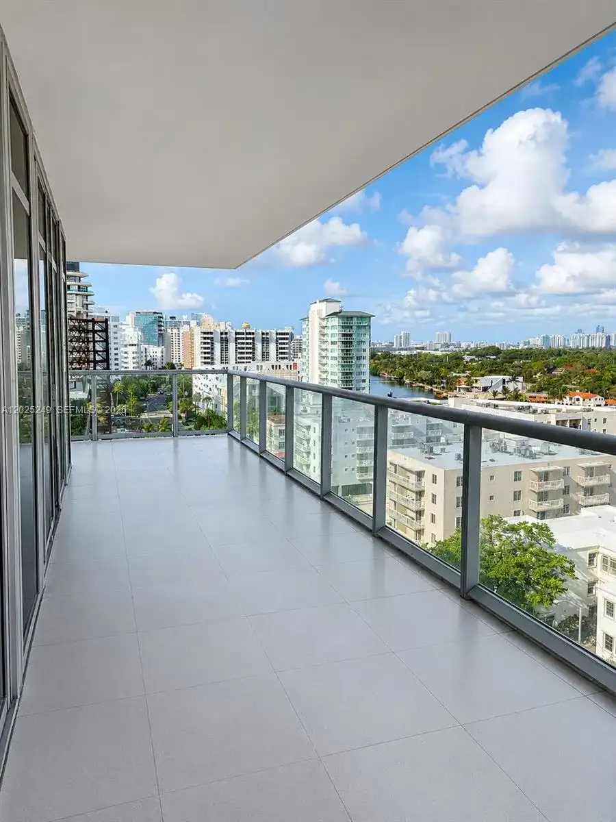 3737 Collins Ave # 1003, Miami Beach FL 33140 photo 2