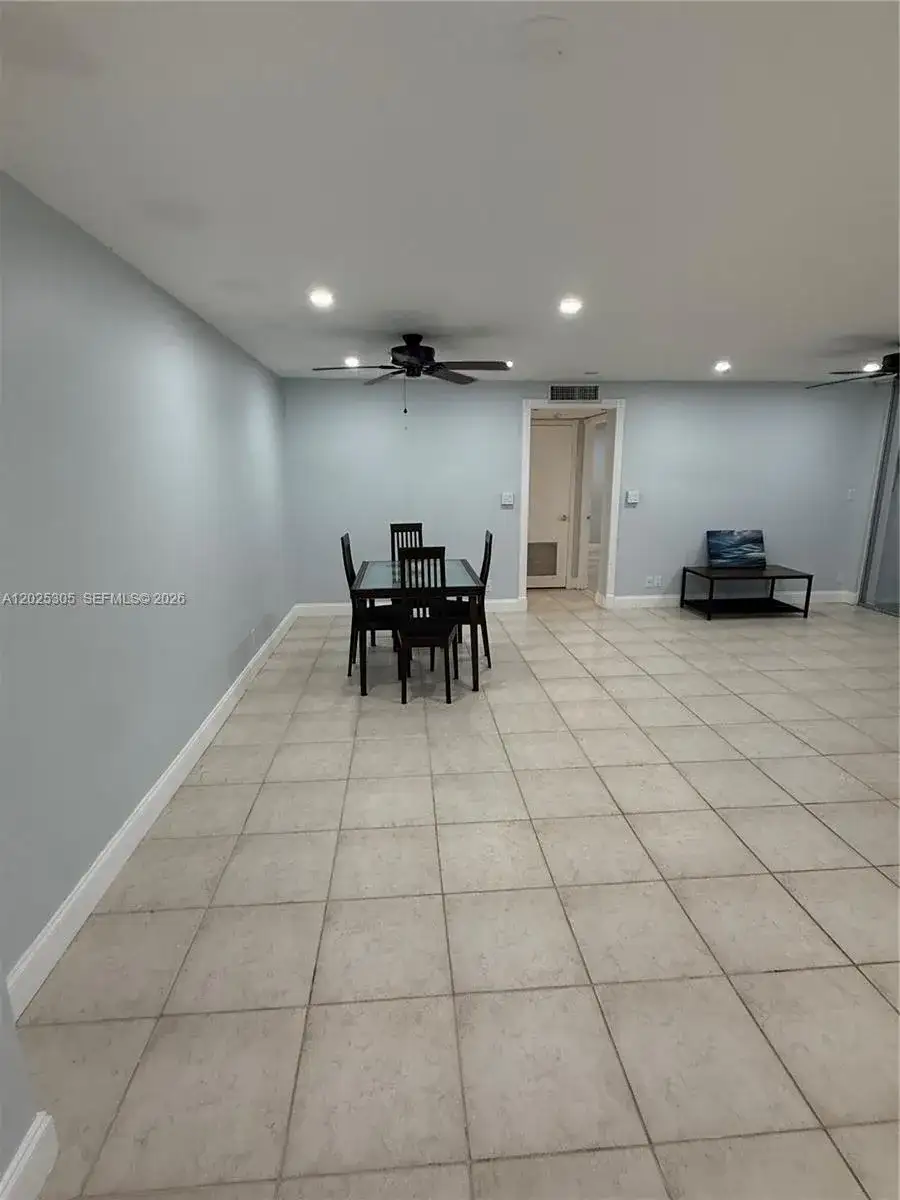 942 NE 199th St # 102, Miami FL 33179 photo 3