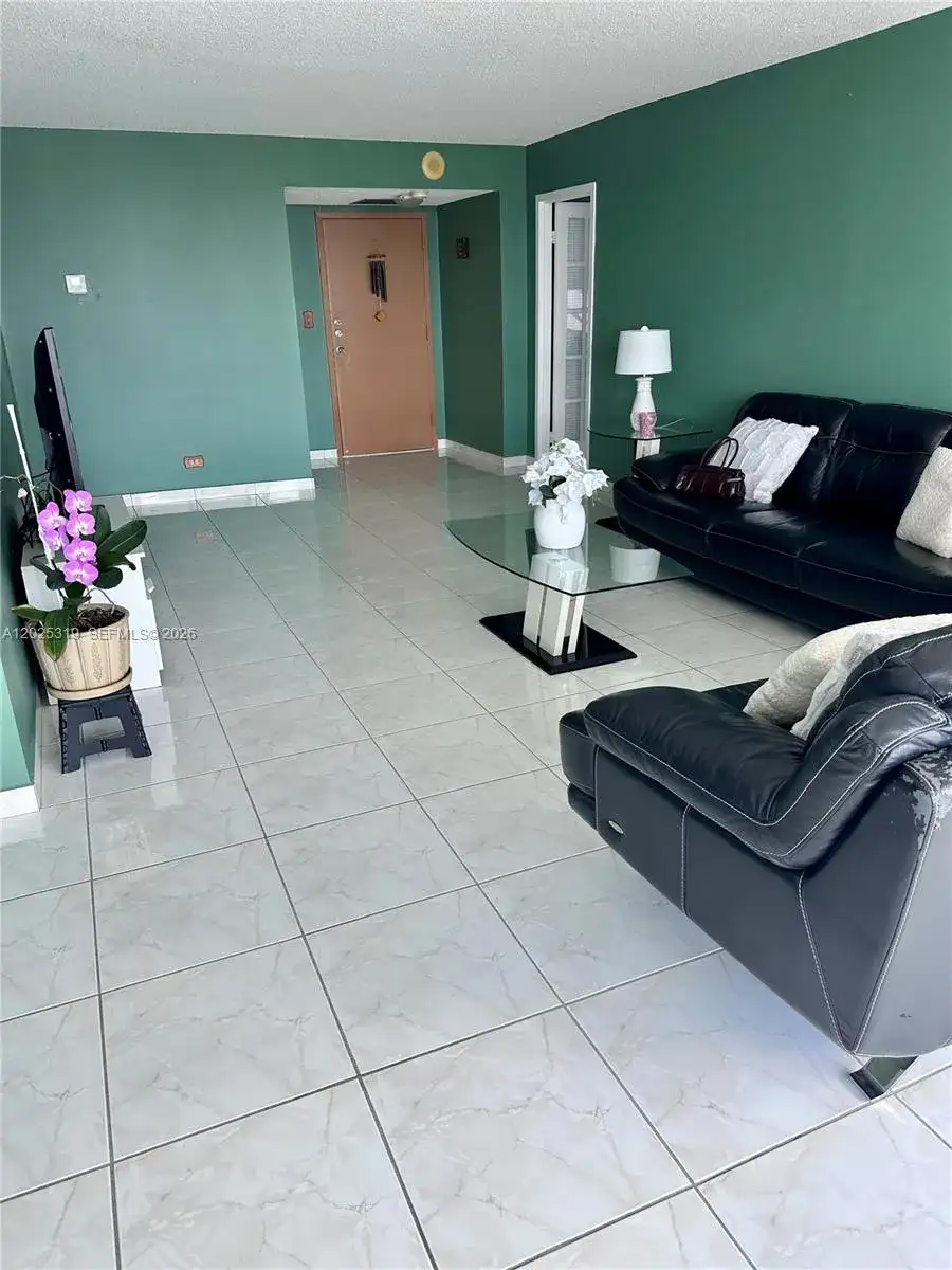 231 174th St # 1905, Sunny Isles Beach FL 33160 photo 5