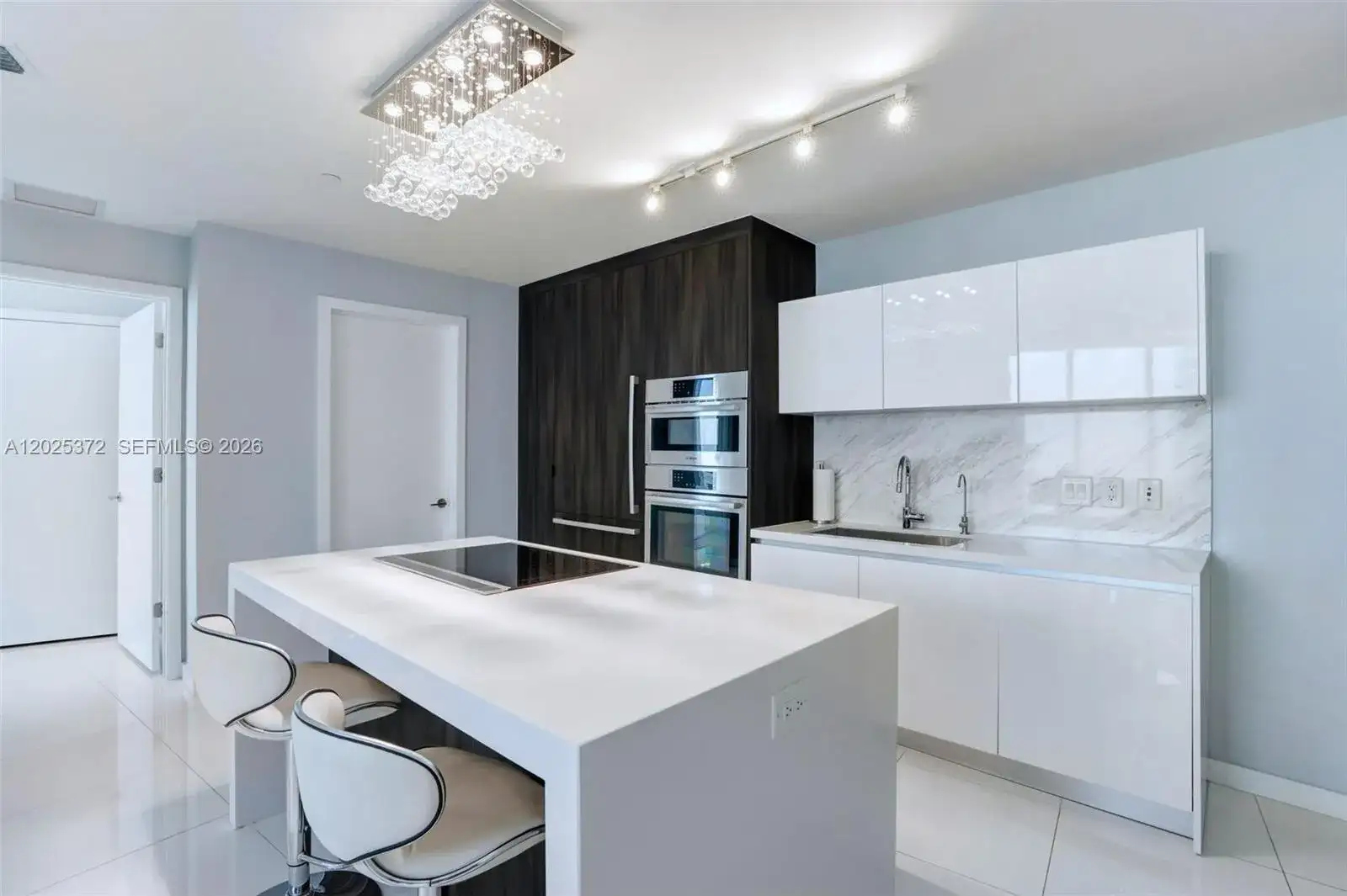 851 NE 1st Ave # 3909, Miami FL 33132 photo 4