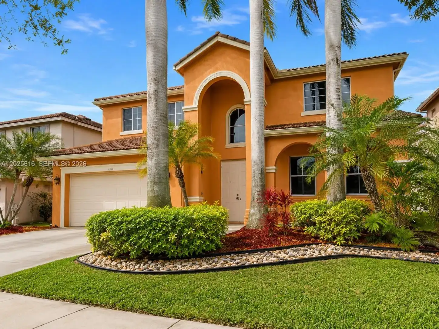 1319 Croton Ct, Weston FL 33327 photo 2
