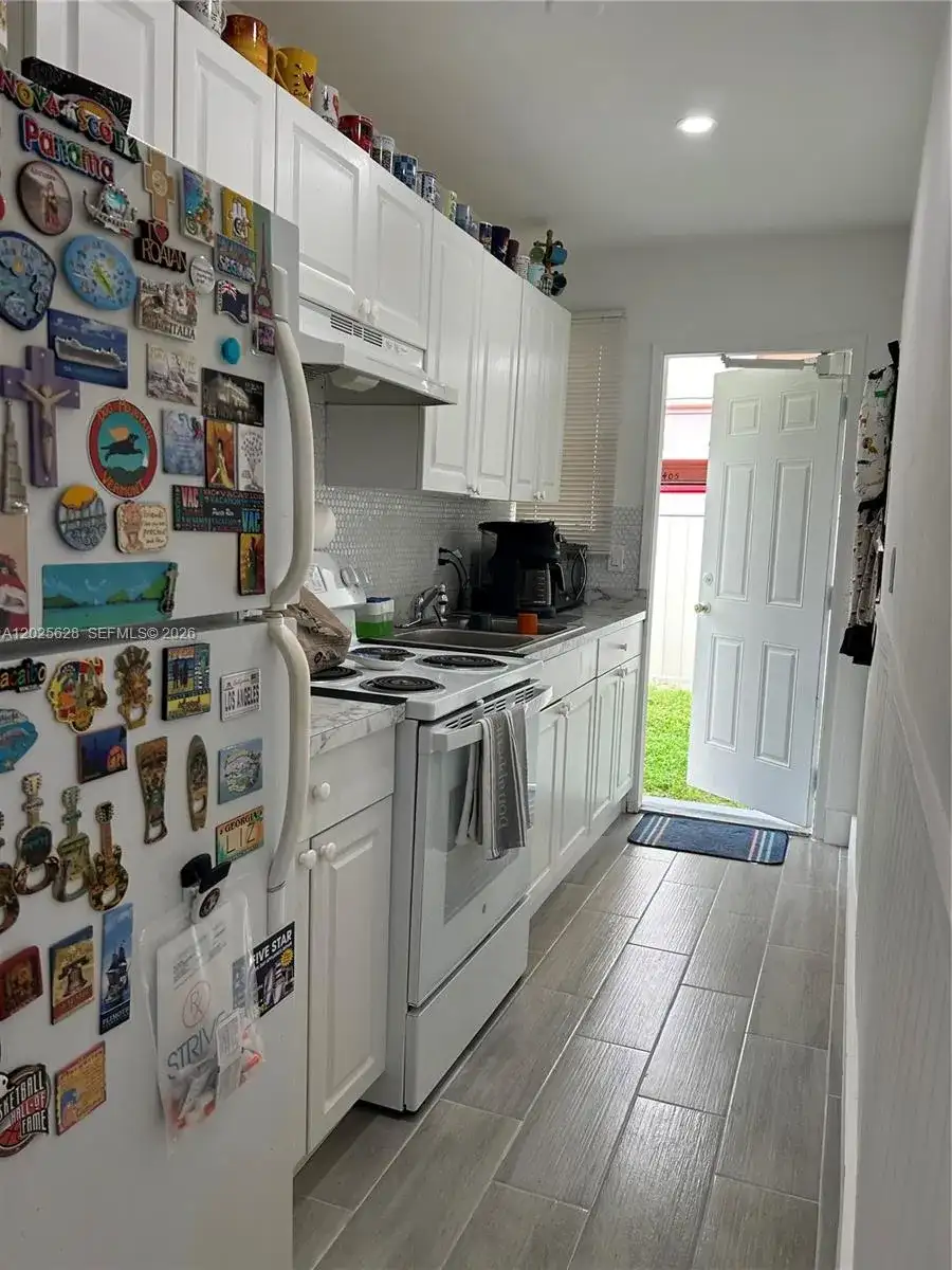 1019 NE 17th Ter # 4, Fort Lauderdale FL 33304 photo 4