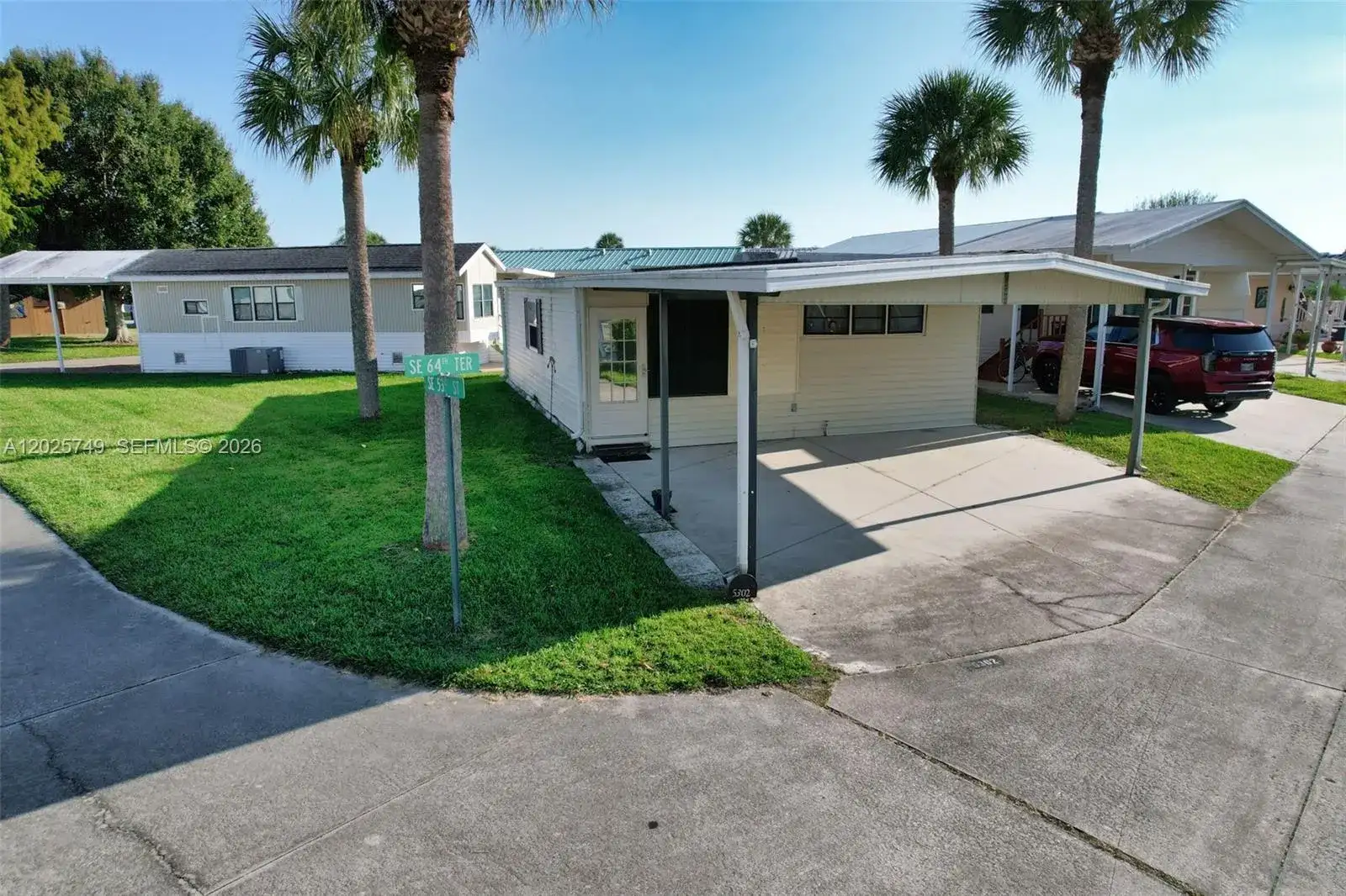 5302 SE 64TH TERR, Okeechobee FL 34974 photo 2