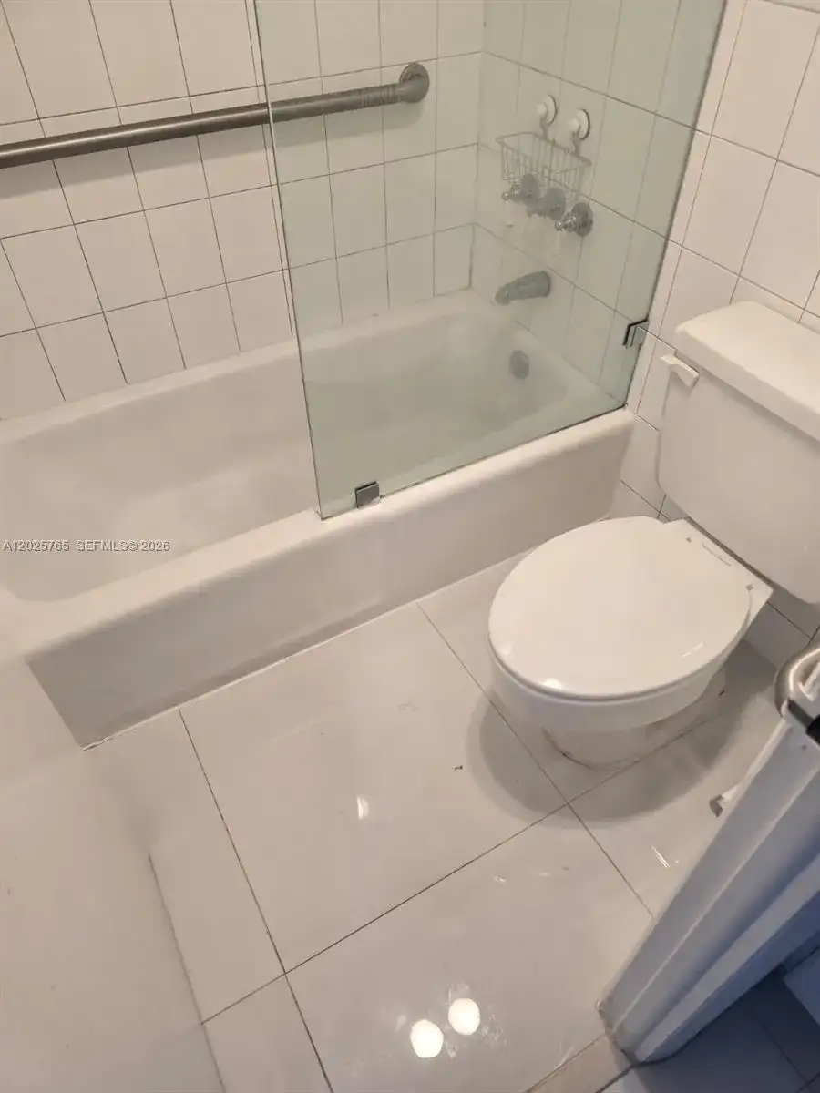 11111 Biscayne Blvd # 17D, Miami FL 33181 photo 5