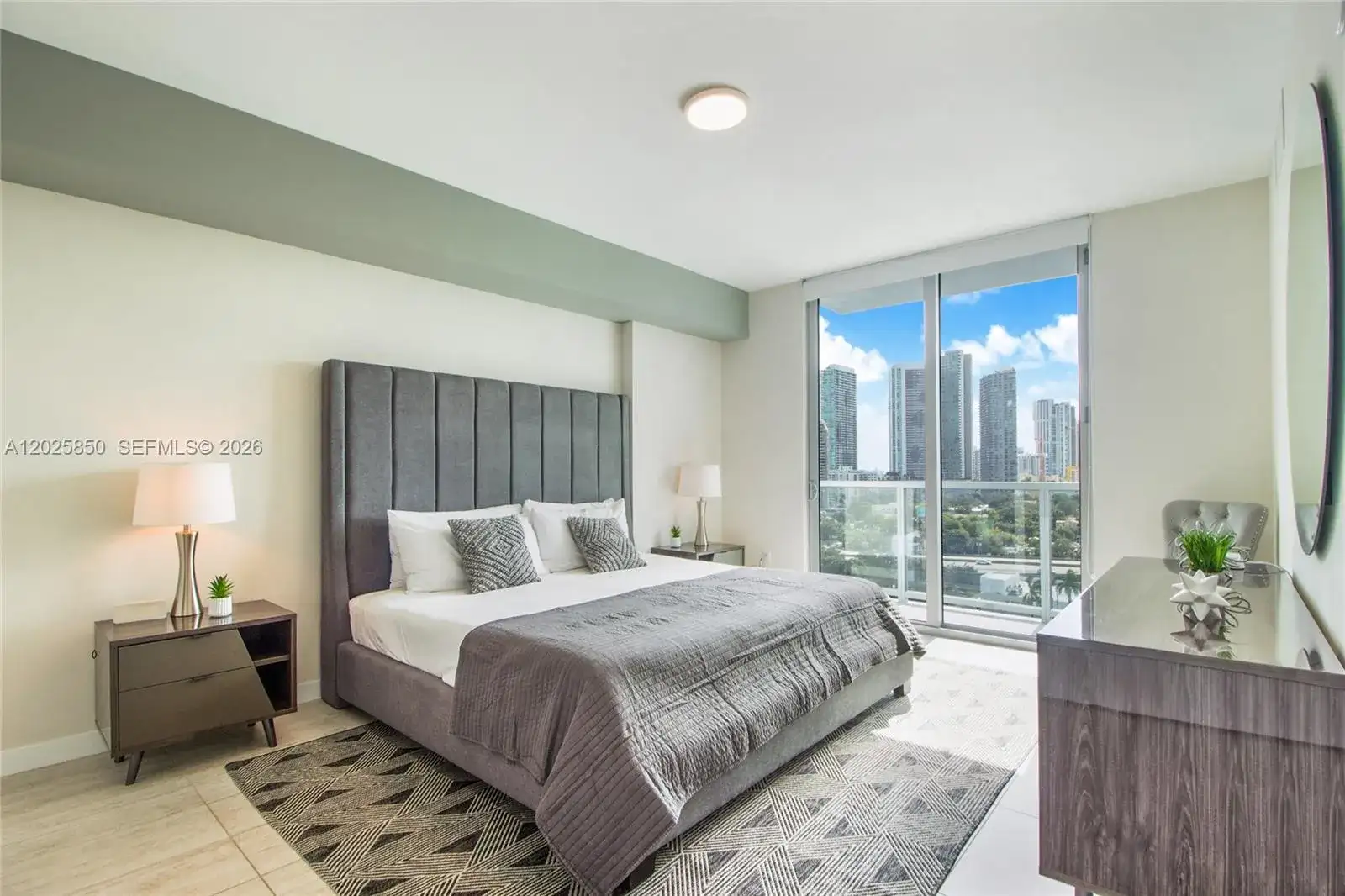 3900 Biscayne Blvd # 1110, Miami FL 33137 photo 2
