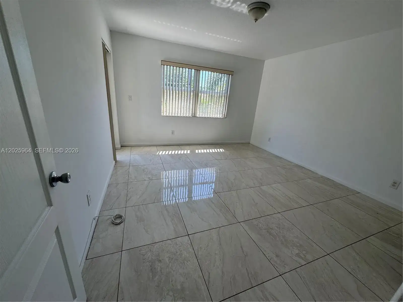 720 NE 4th Ct # 720, Hallandale Beach FL 33009 photo 4