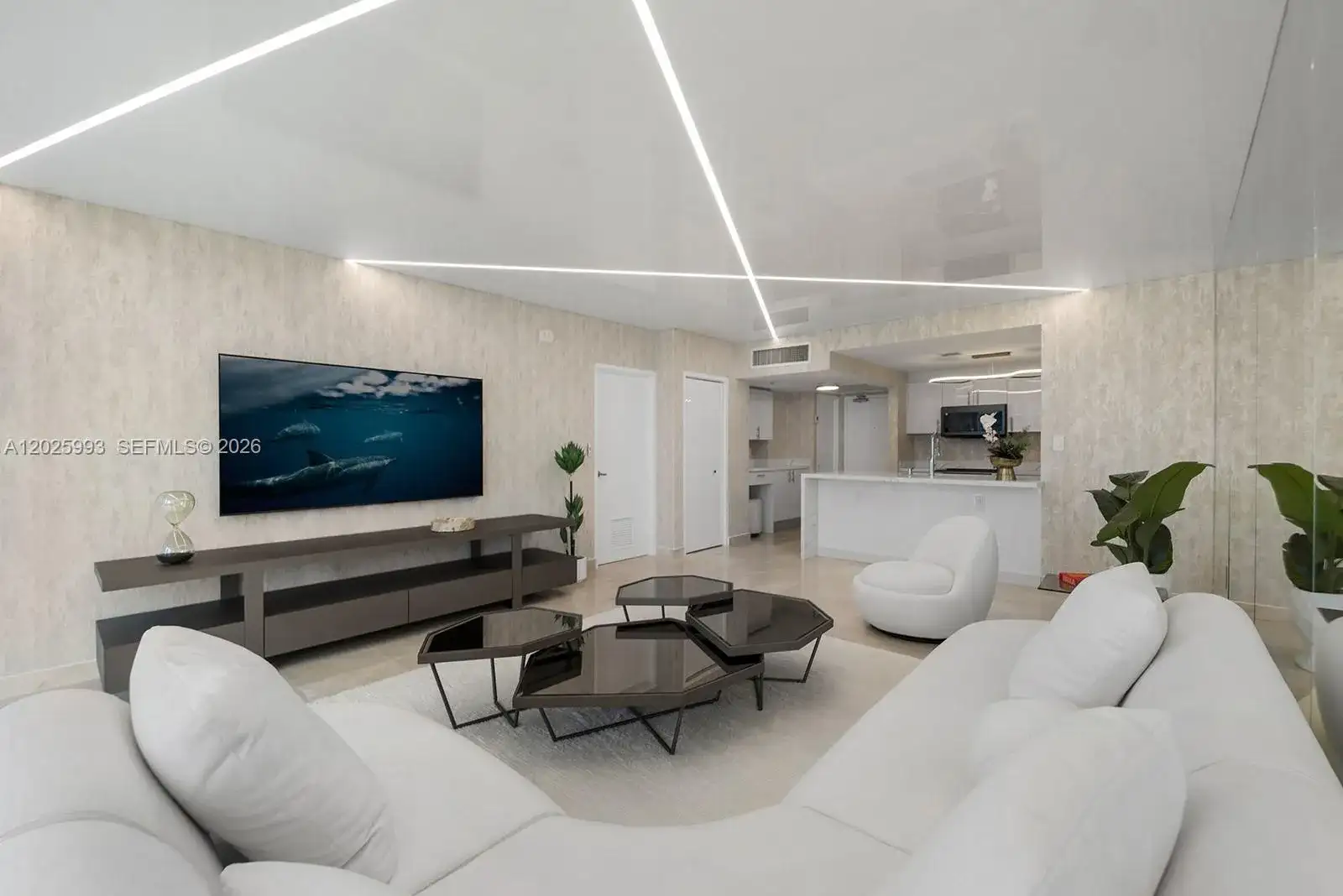 10275 Collins Ave # 507, Bal Harbour FL 33154 photo 4