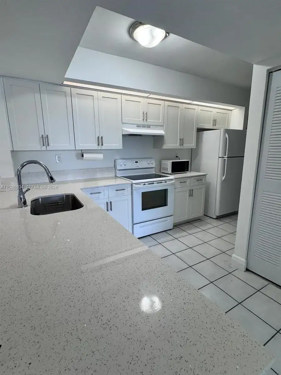 8600 SW 212th St # 308, Cutler Bay FL 33189 photo 5