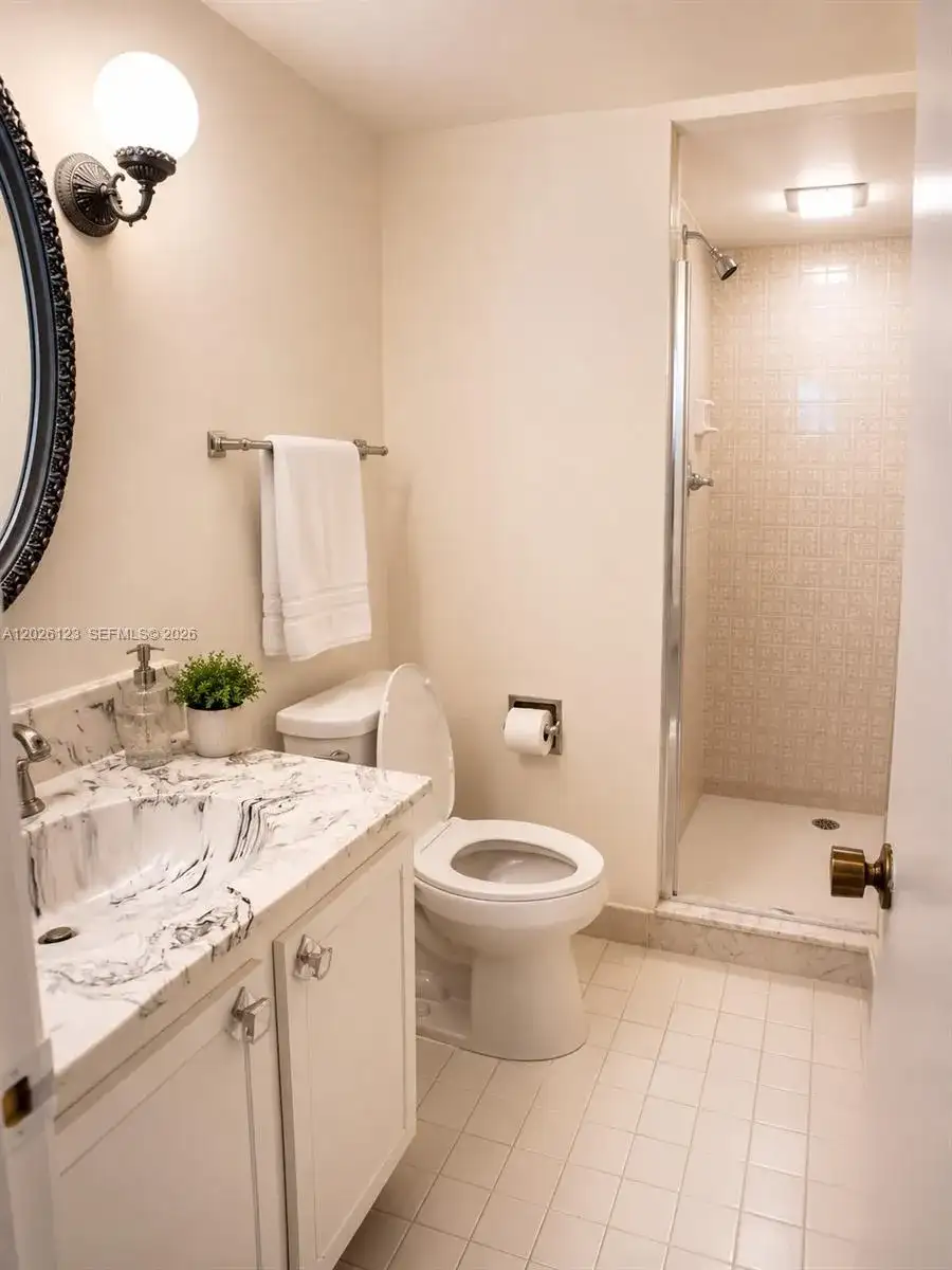 1865 S Ocean Dr # 2G, Hallandale Beach FL 33009 photo 4