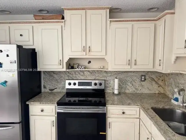 5403 NW 27th Ave, Tamarac FL 33309 photo 3