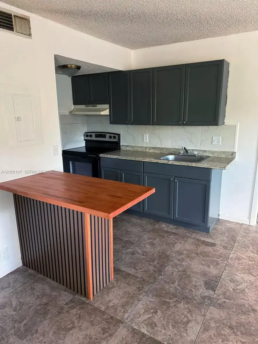 2070 NW 43rd Ter # 6, Lauderhill FL 33313 photo 2