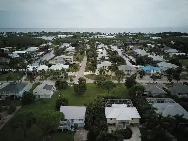 7883 Breakwater Ct  7883, Bokeelia FL 33922 photo 4