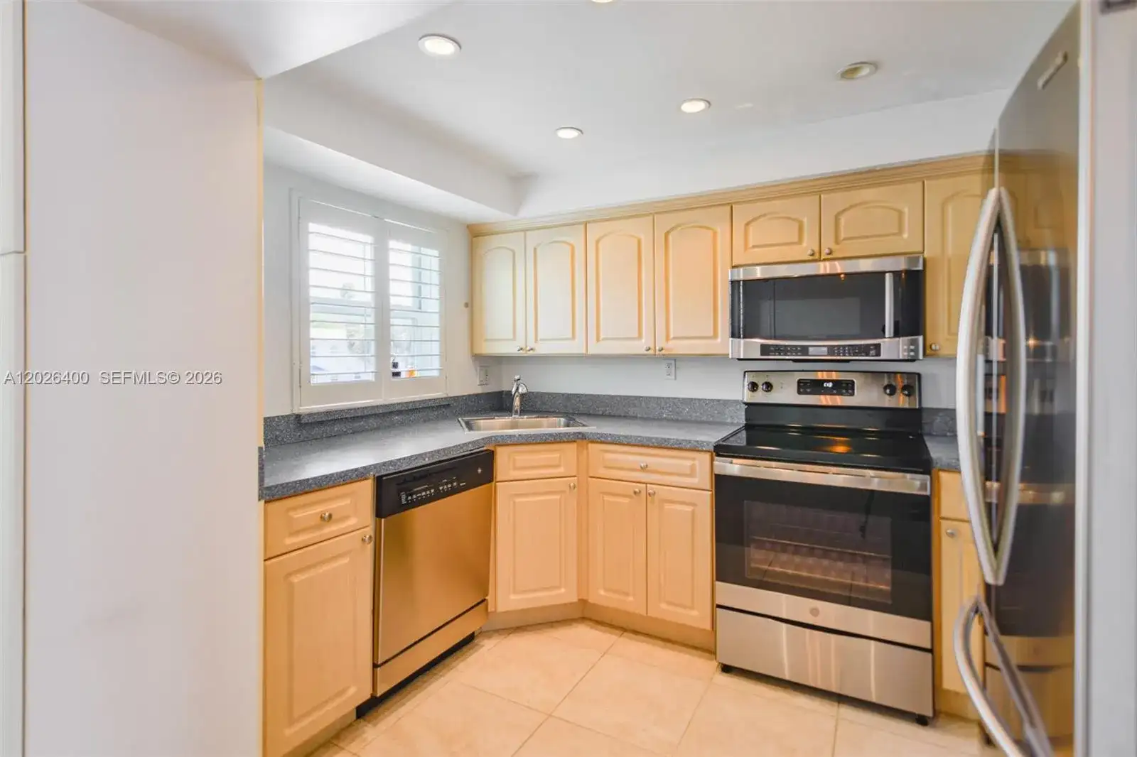 7720 SW 54th Ct # D, Miami FL 33143 photo 3