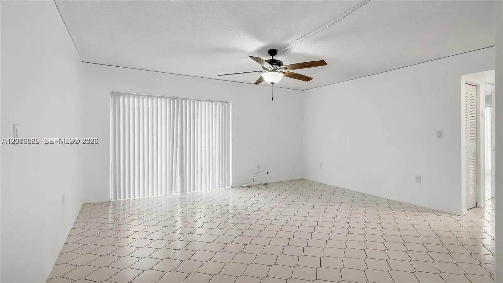 7231 Miami Lakes Dr # C5, Miami Lakes FL 33014 photo 2