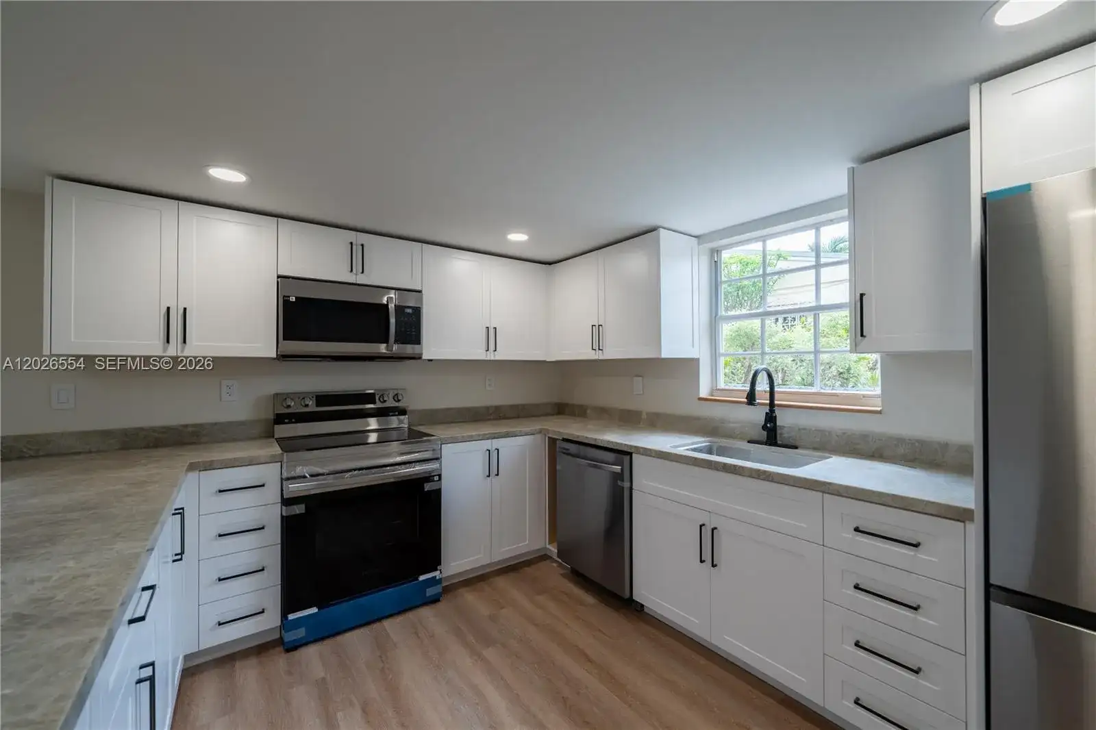 370 Flagami Blvd # 370, Miami FL 33144 photo 3