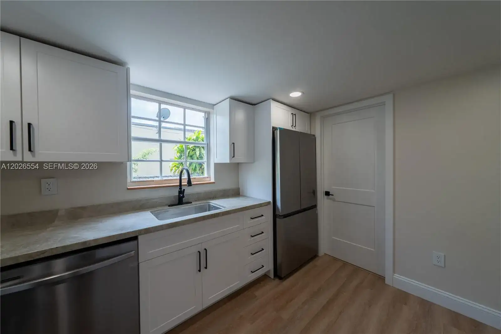370 Flagami Blvd # 370, Miami FL 33144 photo 4