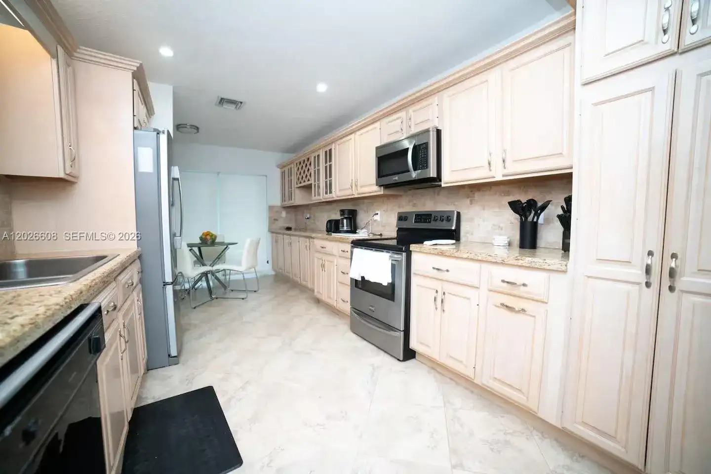 11931 SW 132nd Ave, Miami FL 33186 photo 5