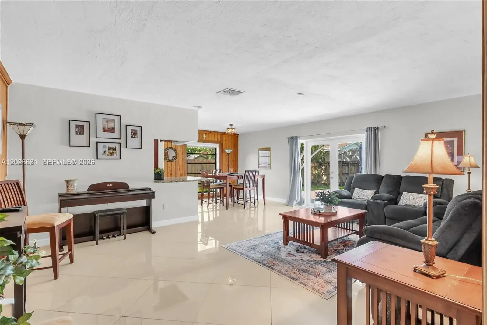 18645 SW 90th Ave, Cutler Bay FL 33157 photo 4
